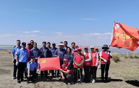 額鹽公司、板森哈夏圖社區(qū)、額吉淖爾派出所聯(lián)合開展“牢記囑托、感恩奮進(jìn)”民族政策宣傳月系列活動(dòng)